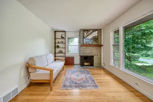 8801 Lakeview Rd, Bloomington, MN 55438 - Photo 8