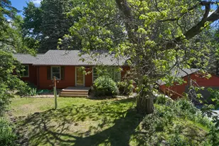 8801 Lakeview Rd, Bloomington, MN 55438 - Photo 2