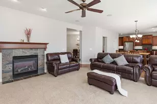 6241 Urbandale Ln N, Maple Grove, MN 55311 - Photo 10