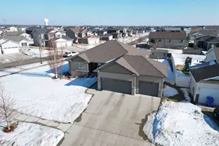 6810 24th Street S, Fargo, ND 58104 - Photo 2