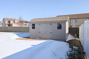 6810 24th Street S, Fargo, ND 58104 - Photo 12