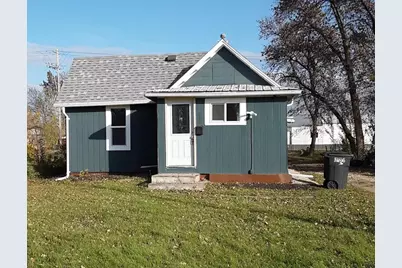 321 19th Street N, Fargo, ND 58102 - Photo 1