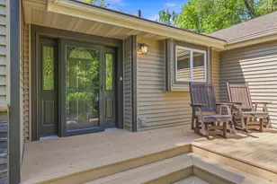 163 Skyline Dr, River Falls, WI 54022 - Photo 6