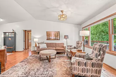 163 Skyline Drive, River Falls, WI 54022 - Photo 10