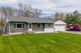 1004 N 4th Ave N, Sauk Rapids, MN 56379 - Photo 2