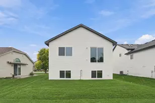 413 Bluebird St, Mora, MN 55051 - Photo 18