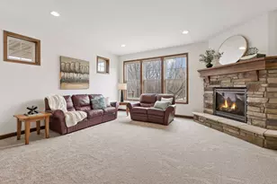 17118 Hollyhock Ct, Lakeville, MN 55044 - Photo 24