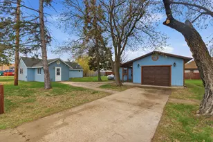 212 E 2nd St, Pillager, MN 56473 - Photo 4
