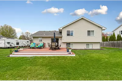 1435 Springwood Lane, Faribault, MN 55021 - Photo 8