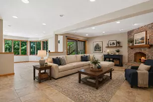 10420 Bluff Cir, Chaska, MN 55318 - Photo 6