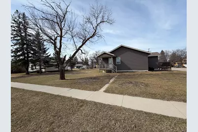 601 Main Street S, Karlstad, MN 56732 - Photo 4