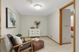 2120 Queensland Ln N, Plymouth, MN 55447 - Photo 28