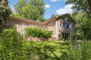 2120 Queensland Ln N, Plymouth, MN 55447 - Photo 32