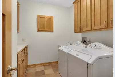 2120 Queensland Lane N, Plymouth, MN 55447 - Photo 50