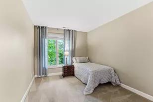 8970 Neill Lake Rd, Eden Prairie, MN 55347 - Photo 22