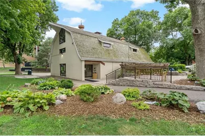 8970 Neill Lake Road, Eden Prairie, MN 55347 - Photo 32