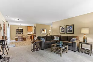 8970 Neill Lake Rd, Eden Prairie, MN 55347 - Photo 6
