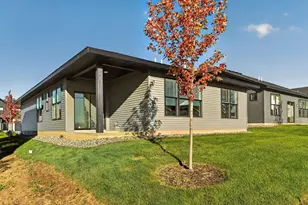 2609 Switchgrass Ct NW, Rochester, MN 55901 - Photo 2