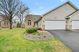 14602 Beverley Ln, Savage, MN 55378 - Photo 2