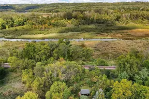 344 NE 1st St, Belle Plaine, MN 56011 - Photo 22