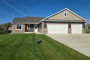1309 18th St NE, Austin, MN 55912 - Photo 1