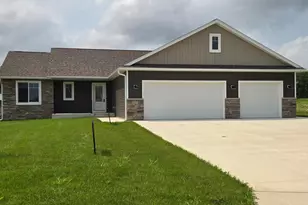1309 18th St NE, Austin, MN 55912 - Photo 22