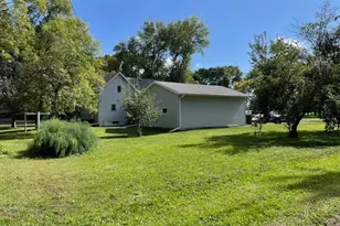 76 4th Ave E, Wood Lake, MN 56297 - Photo 30
