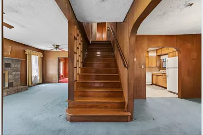 4025 Clover Avenue, Vadnais Heights, MN 55127 - Photo 4
