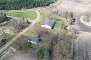 785 401st Ave NW, Stanchfield, MN 55080 - Photo 2