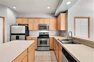 11212 Aberdeen St NE, Blaine, MN 55449 - Photo 12