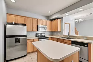 11212 Aberdeen St NE, Blaine, MN 55449 - Photo 10