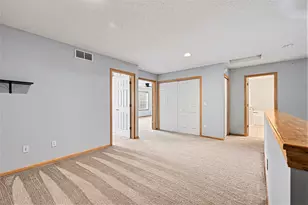 11212 Aberdeen St NE, Blaine, MN 55449 - Photo 14