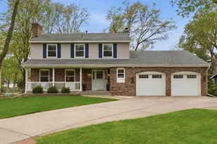 8390 Sunnyside Rd, Mounds View, MN 55112 - Photo 1