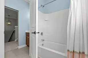 4428 Millstone Dr, Chaska, MN 55318 - Photo 30