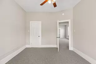 1049 7th St W, Saint Paul, MN 55102 - Photo 34