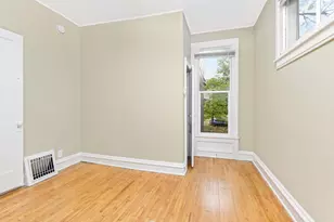 3217 Dupont Ave S, Minneapolis, MN 55408 - Photo 8