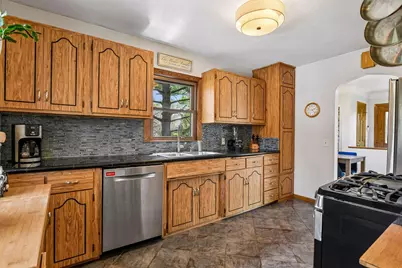 3001 Groveland School Road, Minnetonka, MN 55391 - Photo 12