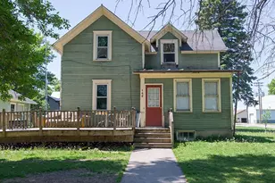 142 NE 3rd St, Buffalo Lake, MN 55314 - Photo 2