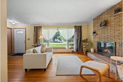 545 Miriam Street, Mendota Heights, MN 55118 - Photo 4