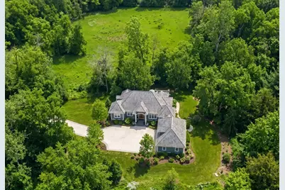 128 Peavey Lane, Wayzata, MN 55391 - Photo 1