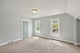 571 Front Ave, Saint Paul, MN 55117 - Photo 20