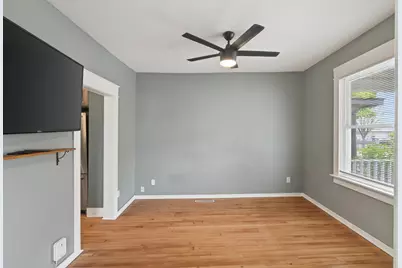 571 Front Avenue, Saint Paul, MN 55117 - Photo 10