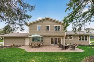 7133 Montrose Rd, Woodbury, MN 55125 - Photo 48