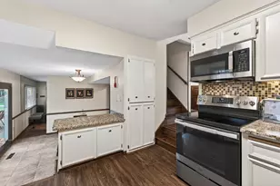 7133 Montrose Rd, Woodbury, MN 55125 - Photo 16