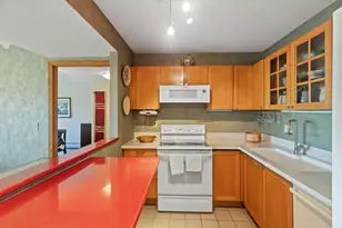 1425 W 28th St, Minneapolis, MN 55408 - Photo 8