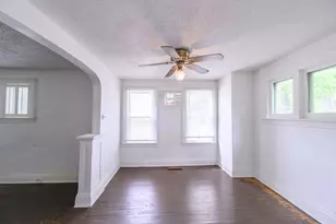 230 2nd St NW, Chisholm, MN 55719 - Photo 4