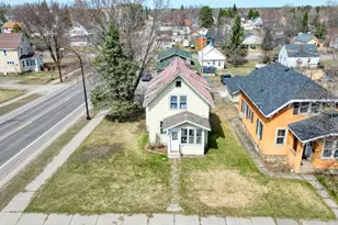 230 2nd St NW, Chisholm, MN 55719 - Photo 14