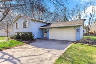 709 83rd Ave N, Brooklyn Park, MN 55444 - Photo 2