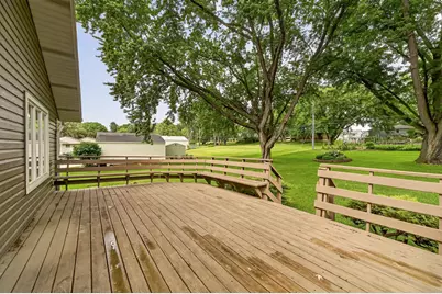 402 Strathmore Lane SE, Rochester, MN 55904 - Photo 4
