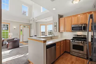 1249 Chateau Ave, Maplewood, MN 55109 - Photo 4